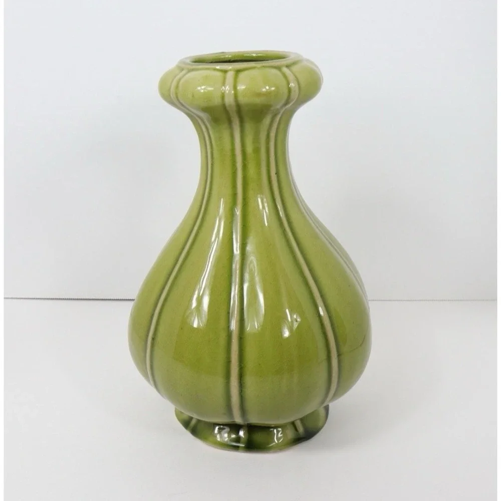 Vibrant MCM Green‎ Ribbed Variegated Vase with crazing 10.25 in